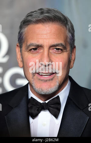 George Clooney participant à la perdus dans l'espace événement pour célébrer le 60e anniversaire de l'Omega Speedmaster a tenu dans la Turbine Hall, Tate Modern, 25 Sumner Street, Bankside, Londres. ASSOCIATION DE PRESSE Photo. Photo date : mercredi 26 avril 2017. Crédit photo doit se lire : Ian West/PA Wire Banque D'Images