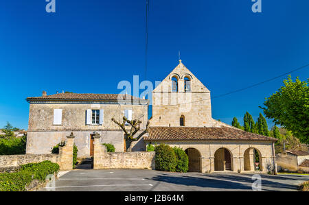 Église de Rauzan village, le département de la France Banque D'Images