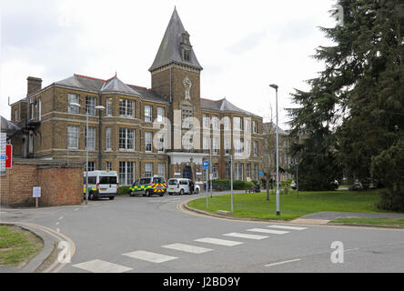 Entrée principale de Chase Farm Hospital à Enfield, au nord de Londres, au Royaume-Uni. Cette structure victorienne originale a été en grande partie remplacés par de nouveaux bâtiments. Banque D'Images