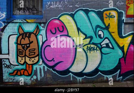 Graffiti et l'art de mur à Bath Somerst UK Banque D'Images