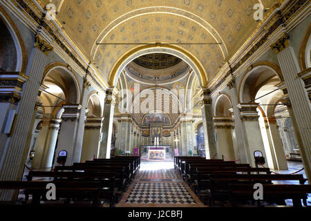 Intérieur de la basilique Santa Maria, (Sainte Marie près de Saint Satyrus) presso San Satiro Milan, Italie Banque D'Images