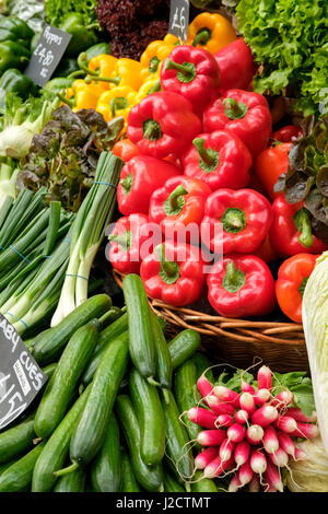 Légumes frais en vente Banque D'Images