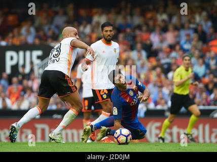 Valencia, Espagne, 22 de octubre de 2016. Partido correspondiente a la jornada 9 de la Liga disputado en Mestalla entre Valence CF et le FC Barcelone. Penalti sobre Luis Suarez en El ultimo minuto del partido.(Photo : Maria Jose Segovia / Cordon Presse) Banque D'Images