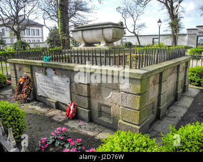 LA CORUNA, ESPAGNE - 27 mars 2017 : Le tombeau du Lieutenant-général Sir John Moore - Le Général britannique (1761-1809) au jardin de San Carlos. Banque D'Images