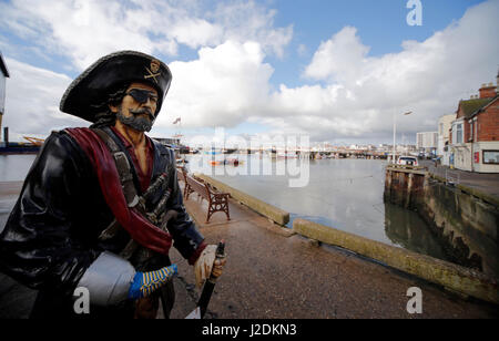 Le Yorkshire, UK. 28 avril, 2017. Visite du port de Bridlington Yorkshire Étape 1 Étape 1 Tour de Yorkshire, à Bridlington Bridlington Scarborough, North Yorkshire, Angleterre 28 avril 2017 creuser24436 à Bridlington Scarborough 173 Km Allstar Crédit : photo library/Alamy Live News Banque D'Images