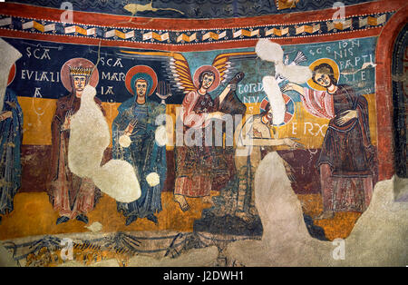 Douzième siècle fresques romanes de l'Abside de Estaon représentant des scènes du moyen s'inscrire montrant le Baptême du Christ par Jean le Baptiste, Banque D'Images