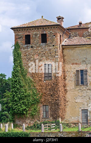 Château de Agazzano. Emilia-Romagna. L'Italie. Banque D'Images