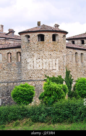 Château de Agazzano. Emilia-Romagna. L'Italie. Banque D'Images