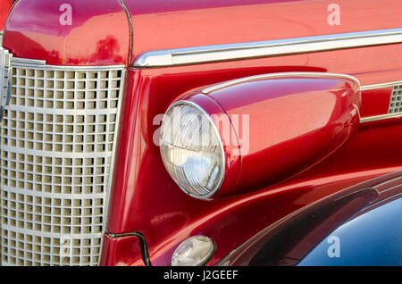 1937 Oldsmobile à l'or et l'argent magasin de jouet en vedette sur l'émission de télévision 'Pawn Stars' Las Vegas, Nevada. Banque D'Images