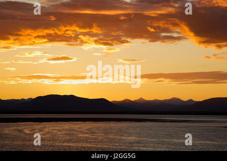 Soleil de Minuit, péninsule de Seward, Alaska Banque D'Images