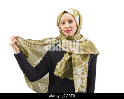 Jeune femme avec foulard Banque D'Images