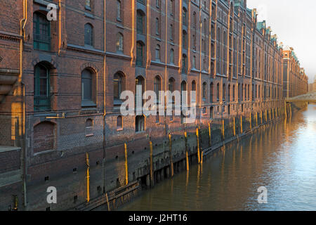 Quartier des entrepôts de speicherstadt historique, hafencity, Hambourg, Allemagne, Europe Banque D'Images