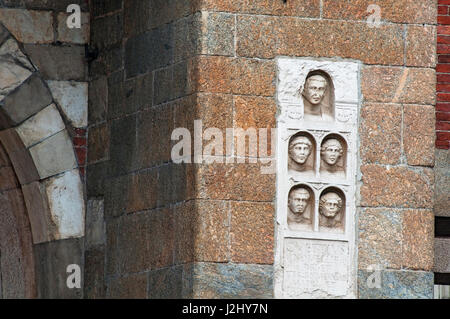 L'Italie, Lombardie, Milan, Via Alessandro Manzoni Rue, Archi di Porta Nuova, portes de l'enceinte médiévale autour de Milan Banque D'Images