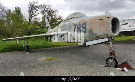 Republic F-84F Thunderstreak exposées par l'association des Ailes Anciennes de Toulouse à Blagnac, France. Banque D'Images