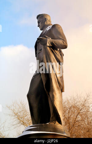 Le monument à Alexandre Griboyedov, le diplomate russe, poète, dramaturge, pianiste et compositeur, un noble. Le Conseiller d'état. Griboyedov est kno Banque D'Images