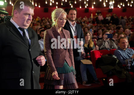 Moscou, Russie. Apr 27, 2017. Lors de la première 'gardiens de la Galaxie Vol. 2' film au cinéma Oktyabr KARO 11 Pom Klementieff actrice française. Credit : Victor/Vytolskiy Alamy Live News Banque D'Images