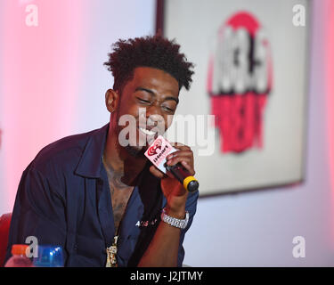 Fort Lauderdale, Floride, USA. Apr 27, 2017. Desiigner à la station de radio 103,5 iHeart le battre le 27 avril 2017 à Fort Lauderdale, en Floride. Credit : Mpi04/media/Alamy Punch Live News Banque D'Images