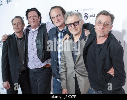 New York, USA. Apr 28, 2017. Directeur et cast assister à 25 ans de dépistage rétrospectif réservoir Dogs en 2017 Tribeca Film Festival at Beacon Theatre, Manhattan Crédit : Sam Aronov/Alamy Live News Banque D'Images