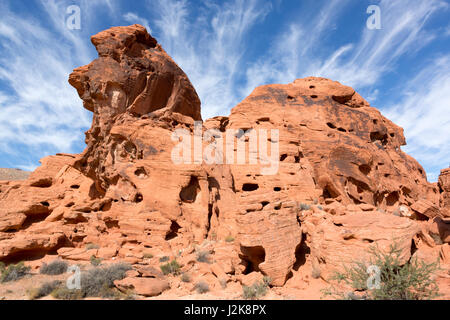 Formations de grès rouge dans le parc national de la Vallée de Feu, Nevada, USA. Banque D'Images