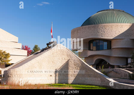 Le Musée canadien de l'Histoire (Musée canadien de l'Histoire), anciennement le Musée canadien des civilisations par l'architecte Douglas Cardinal, à Hull, Gati Banque D'Images