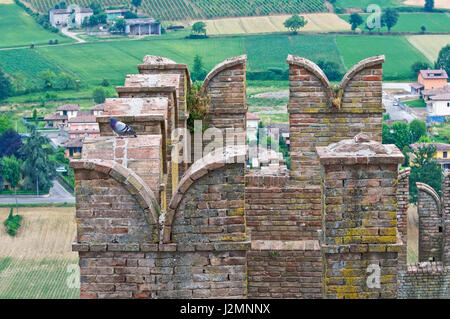 Château de Castell'Arquato. Emilia-Romagna. L'Italie. Banque D'Images