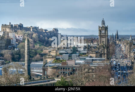 L'horizon d'Édimbourg, la capitale de l'Ecosse et sa deuxième ville la plus peuplée. Banque D'Images