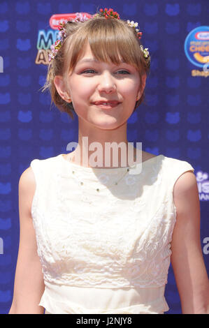 Los Angeles, CA, USA. Apr 29, 2017. 29 avril 2017 - Los Angeles, Californie - Grace Vanderwaal. 2017 Disney Radio Music Awards qui a eu lieu chez Microsoft Theatre de Los Angeles. Crédit photo : Birdie Thompson/AdMedia Crédit : Birdie Thompson/AdMedia/ZUMA/Alamy Fil Live News Banque D'Images