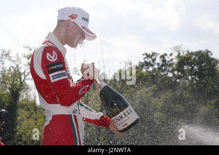 Monza, Italie. Apr 30, 2017. 25 Mick Schumacher (DEU, Prema Powerteam FR, Dallara F317 - Mercedes-Benz), FIA Formula 3 European Championship, ronde 2, race 3, Monza (ITA), 28. - 30. Avril 2017 | Conditions de crédit dans le monde entier : dpa/Alamy Live News Banque D'Images