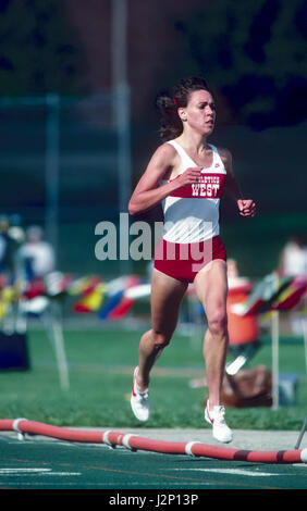 Mary Decker concurrentes dans le USA 1982 Recevez le /Track and Field Championships Banque D'Images