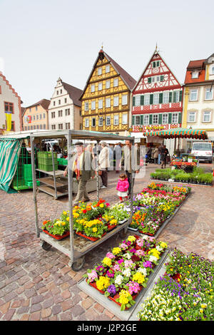 Bad Mergentheim, Allemagne - 23 Avril 2013 : la place du marché de Bad Mergentheim ville en Allemagne Banque D'Images