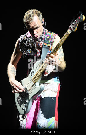 Miami, FL, USA. Apr 29, 2017. Brocante de la Red Hot Chili Peppers fonctionne à l'AmericanAirlines Arena le 29 avril 2017 à Miami en Floride. Credit : Mpi04/media/Alamy Punch Live News Banque D'Images