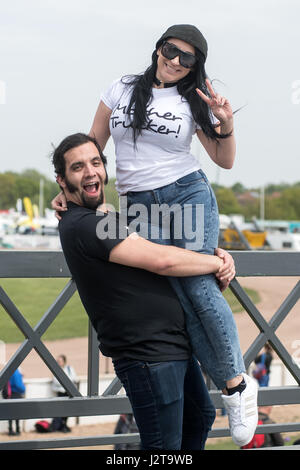 Peterborough, Royaume-Uni. Apr 30, 2017. Pour les visiteurs paniers showground camion annuel fest et enjed cale, cascades, camions, plat étoile de la Ice Road Truckers sur produit sec début à la bank holiday weekend Crédit : Clifford Norton/Alamy Live News Banque D'Images