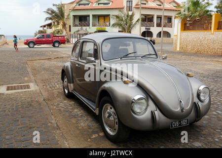 VW Coccinelle à Sal au Cap Vert Banque D'Images