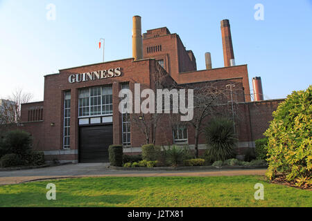 Power House Building, Brasserie Guinness, St James' Gate, Dublin, Irlande, architecte F.R.M. Woodhouse, 1948 Banque D'Images