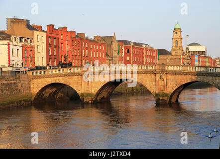 Pont Rivière Liffey adoucit, ville de Dublin, Irlande, République d'Irlande construit Années 1760 Banque D'Images