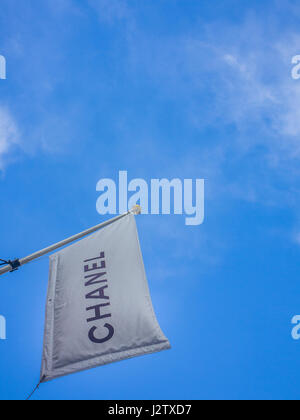 Un pavillon Chanel dans Bond Street, Londres Banque D'Images