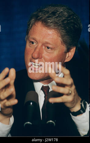 William Jefferson "Bill" Clinton (né William Jefferson Blythe III, le 19 août, 1946)[1] a été le 42e président des États-Unis de 1993 à 2001. © Scott Weiner /MediaPunch Banque D'Images