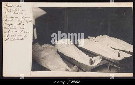 Référence à un document ou à un article spécifique identifié par un code unique, « 1A1182101 283348XXXVI013 », avec un numéro d'image associé. Banque D'Images