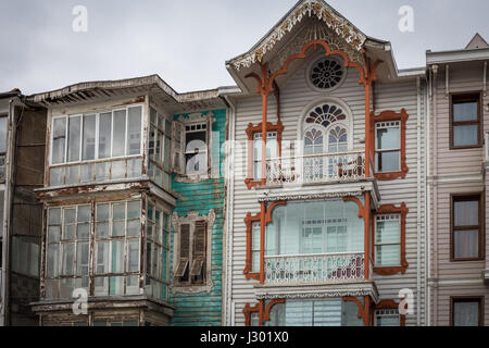 26 févr. 2017, Istanbul, Turquie : de beaux bâtiments en bois à Syros d'Istanbul, Turquie Banque D'Images