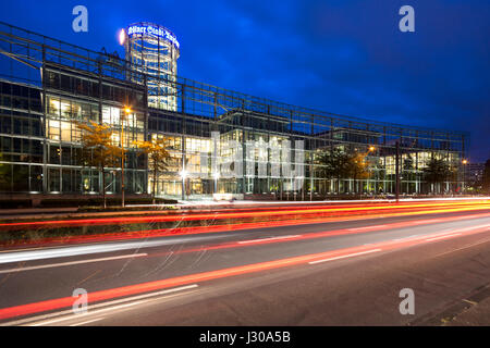 Allemagne, Cologne, Neven-DuMont construction de la maison d'édition duMont-Schauberg au Stuben Amsterdamer doté d Street. Banque D'Images