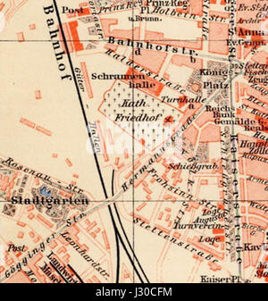 Cette carte de 1905 d'Augsbourg, en Allemagne, offre une vue détaillée de l'aménagement de la ville au tournant du XXe siècle. La carte présente les rues, les parcs et les caractéristiques urbaines d'Augsbourg pendant son industrialisation et sa croissance au début de la période moderne. Banque D'Images