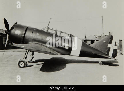 Ce titre fait référence à une exposition au San Diego Air & Space Museum, mettant en valeur le Reggiane 2003, un avion d'origine italienne. L'avion est remarquable pour sa conception et son importance historique dans l'histoire de l'aviation. Banque D'Images