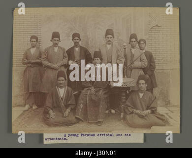 Brooklyn Museum - un jeune officier perse et ses serviteurs l'un des 274 Photographies Vintage Banque D'Images