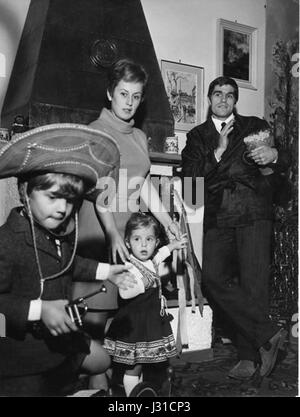 Nino Benvenuti en famille Banque D'Images