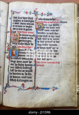 Le Codex Bardewik est un manuscrit médiéval contenant des illustrations et des écrits qui donnent un aperçu de la culture, de la religion et de la vie quotidienne de l'époque. Codex 4 est une partie importante de cette collection, offrant une fenêtre sur la vie européenne médiévale. Banque D'Images