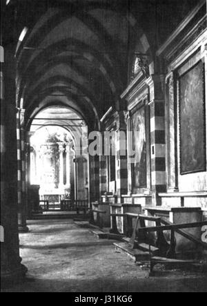 Interno della Chiesa di San Francesco a Mirandola fra il 1870 e il 1927 Banque D'Images