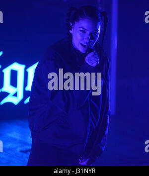 Milwaukee, Wisconsin, États-Unis. Apr 30, 2017. L'évêque Briggs se produit en concert à Turner Hall Ballroom à Milwaukee, Wisconsin. Ricky Bassman/Cal Sport Media/Alamy Live News Banque D'Images