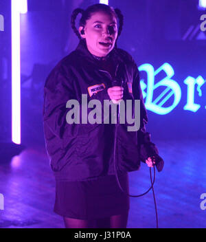 Milwaukee, Wisconsin, États-Unis. Apr 30, 2017. L'évêque Briggs se produit en concert à Turner Hall Ballroom à Milwaukee, Wisconsin. Ricky Bassman/Cal Sport Media/Alamy Live News Banque D'Images