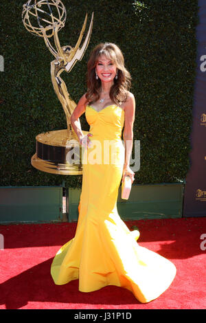 Pasadena, CA, USA. Apr 30, 2017. LOS ANGELES - jan 30 : Susan Lucci, lors de la 44e remise des prix Daytime Emmy - Les arrivées au Pasadena Civic Auditorium le 30 avril 2017 à Pasadena, CA Crédit : Kathy Hutchins/via Zuma Zuma/fil Wire/Alamy Live News Banque D'Images