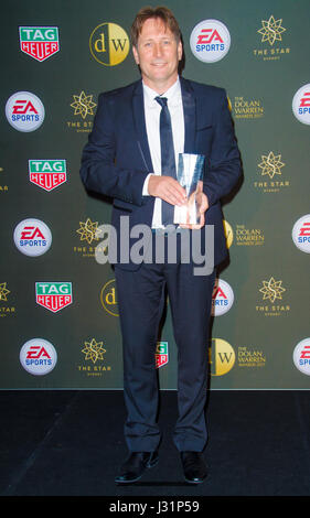 Sydney, Australie - 1er mai 2017 : Dolan Warren prix lors de l'événement Star Casino Centre à Sydney, Australie. En image award winner Bobby Despotovski. Credit : mjmediabox / Alamy Live News Banque D'Images